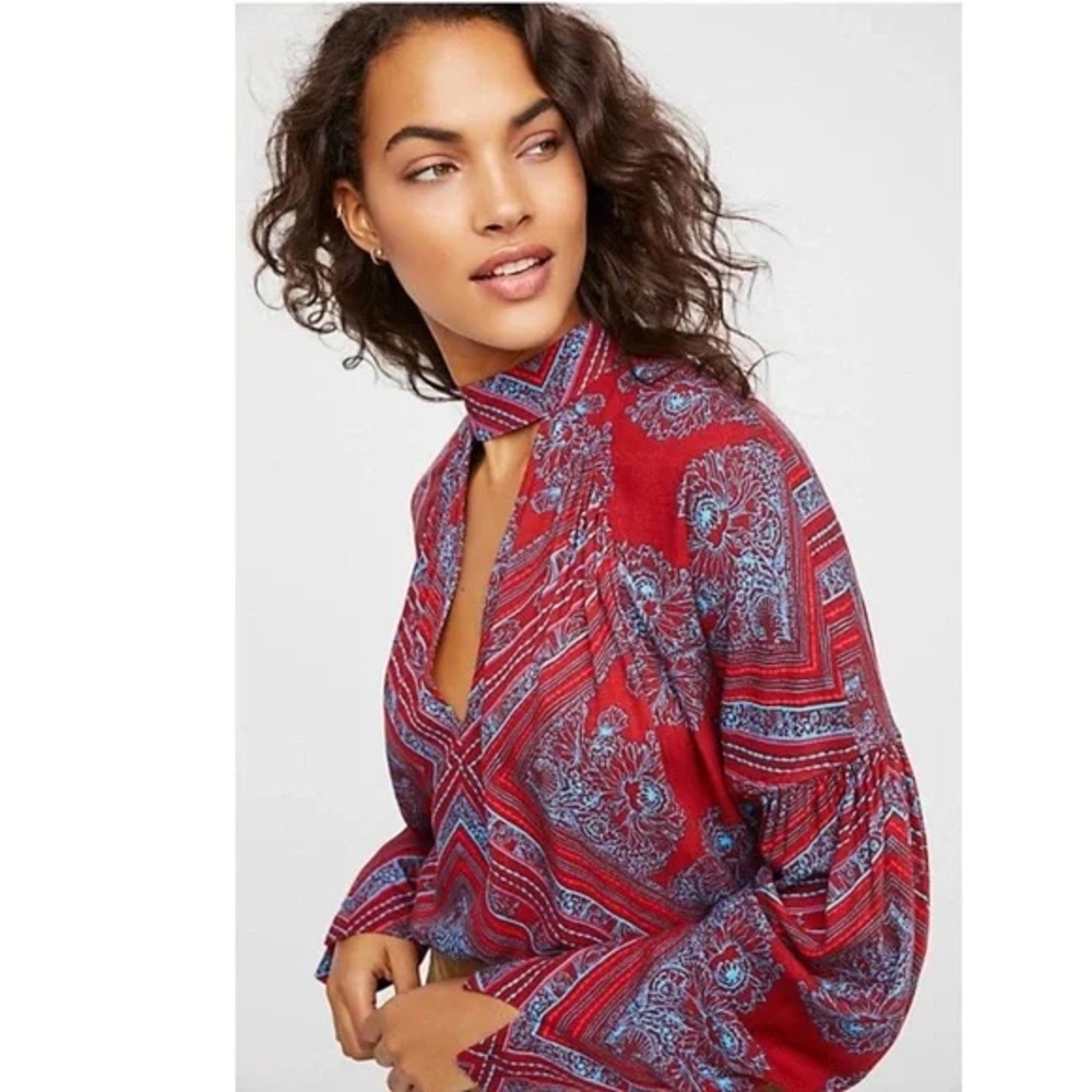 Free People Red & Blue Women's Walking on A Dream Tunic Top Size S Choker top